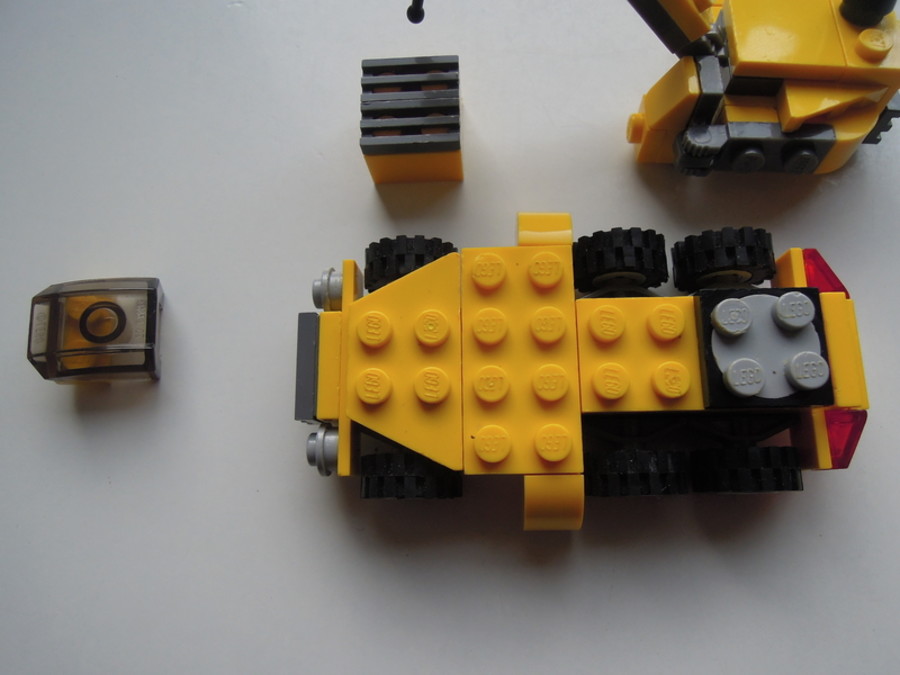 Creator 4915 mobil daru MOC
