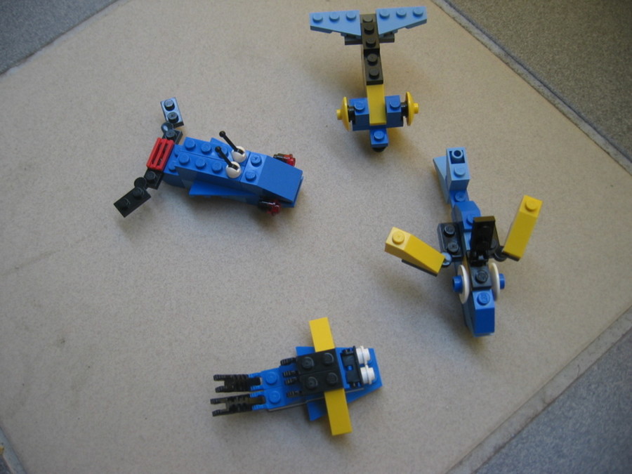 Designer Set 4401: 4 kis hal és 1 tengeri csikó