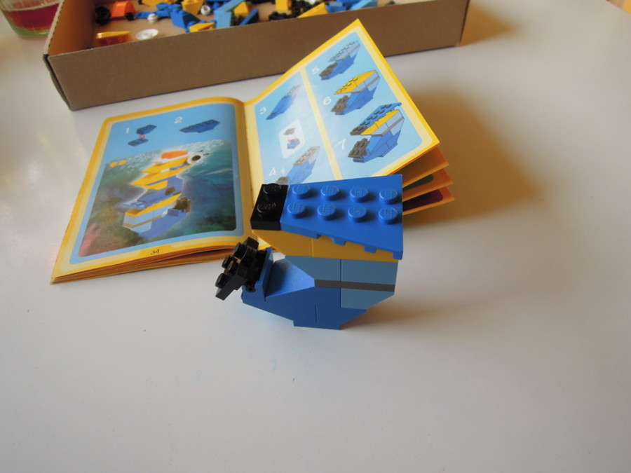 Designer Set 4401: 4 kis hal és 1 tengeri csikó
