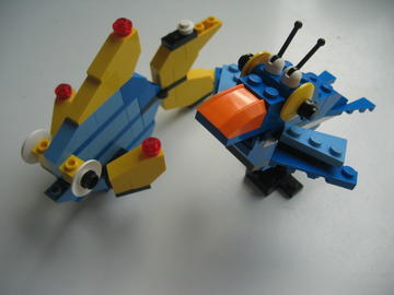 Designer Set 4401: a két fő modell