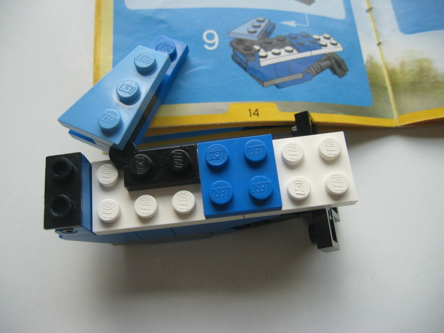 Designer Set 4401: a két fő modell