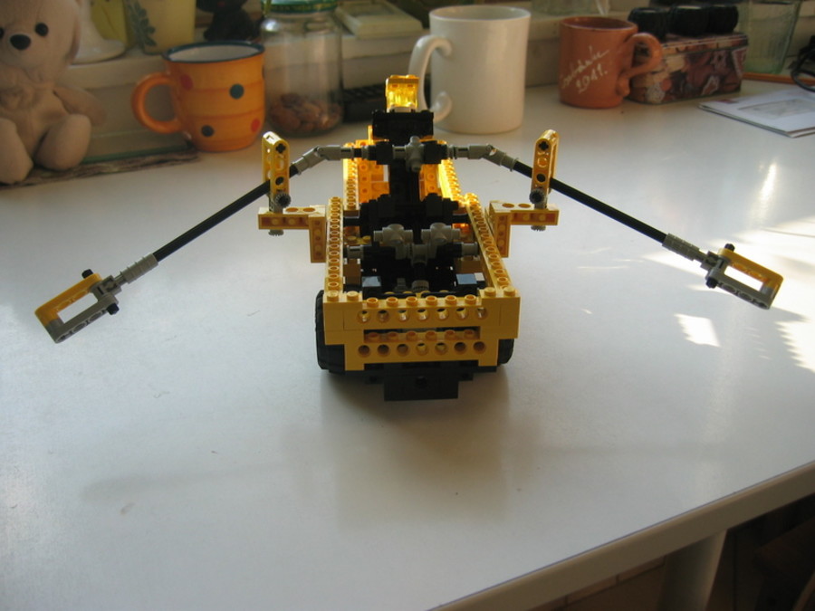 Technic 8062: evezős csónakos figura + dupla motor