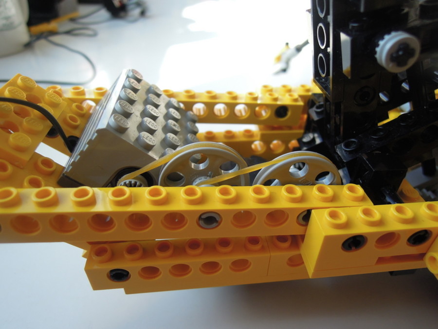 Technic 8062: evezős csónakos figura + dupla motor
