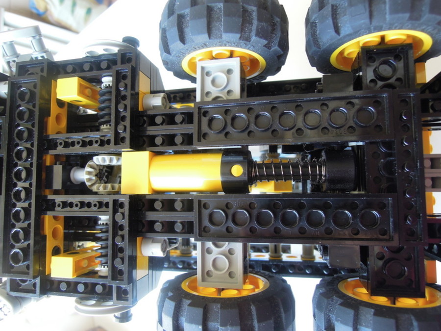 Technic 8460 B modell MOD, pneumatikus rönkrakodó teherautó