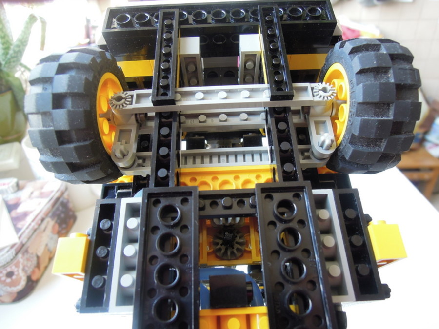 Technic 8460 B modell MOD, pneumatikus rönkrakodó teherautó