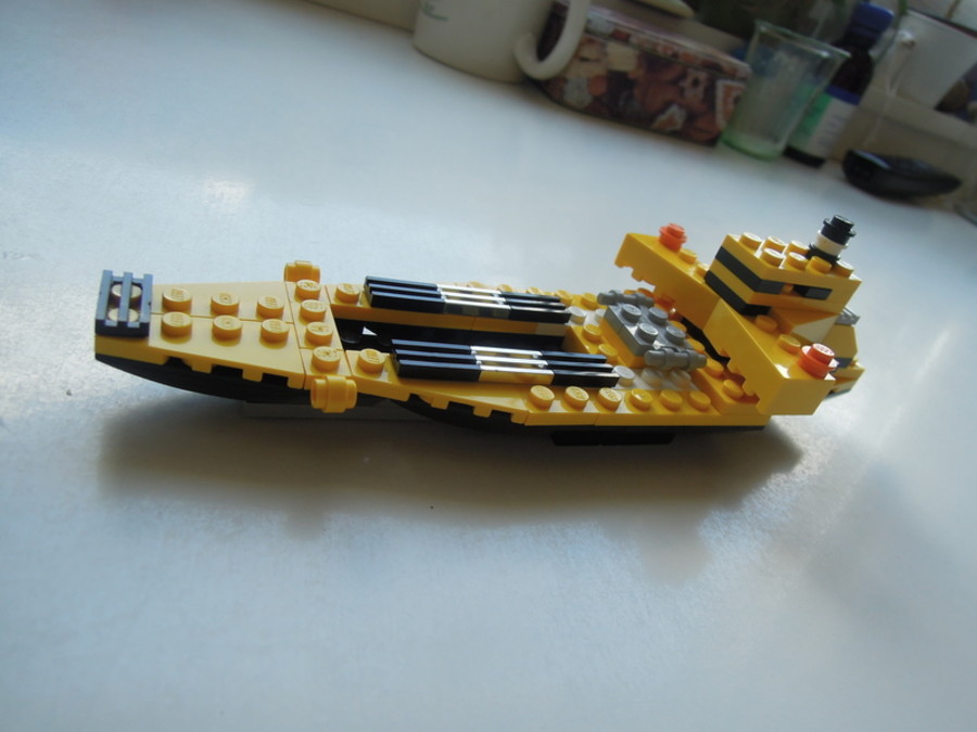 Designer Set 4505: óceánjáró és konténerszállító