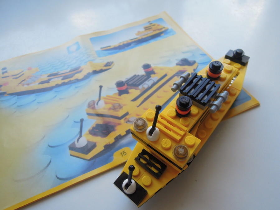 Designer Set 4505: óceánjáró és konténerszállító