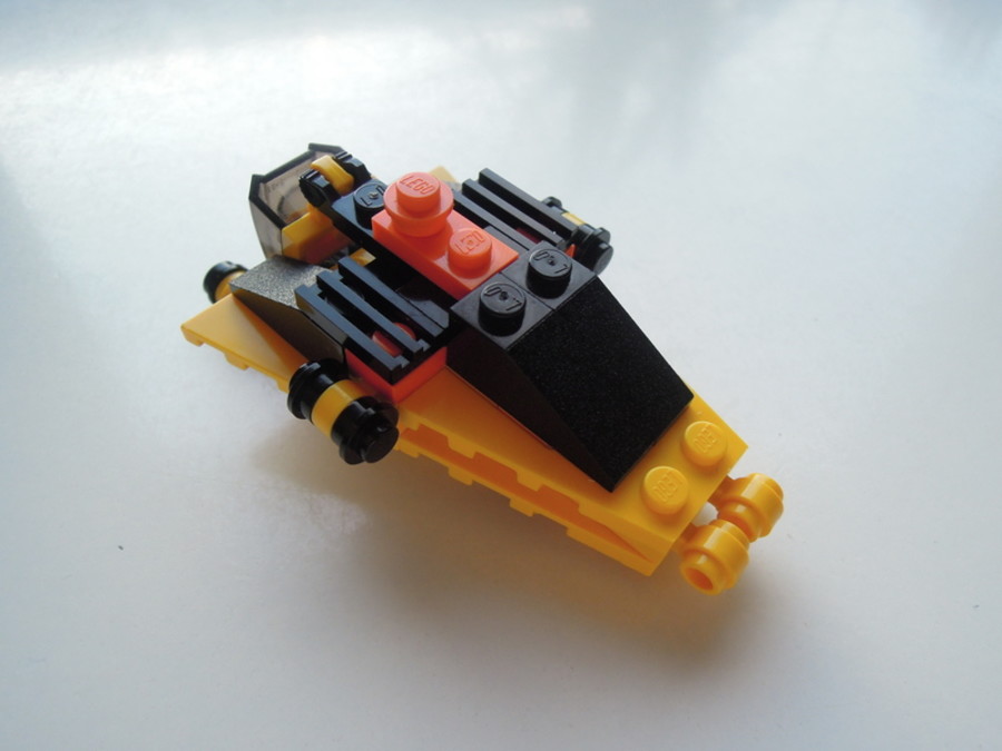 Designer Set 4505: két komoly kutató búvárhajó