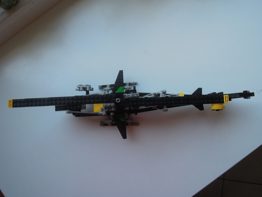 Technic 8456: helikopter (fiber optic, motorizált)