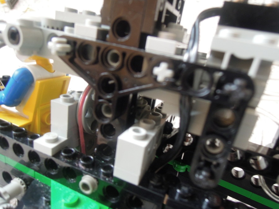 Technic 8456: helikopter (fiber optic, motorizált)