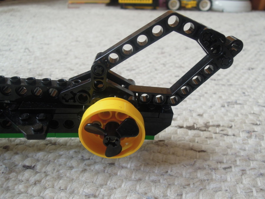 Technic 8456: helikopter (fiber optic, motorizált)