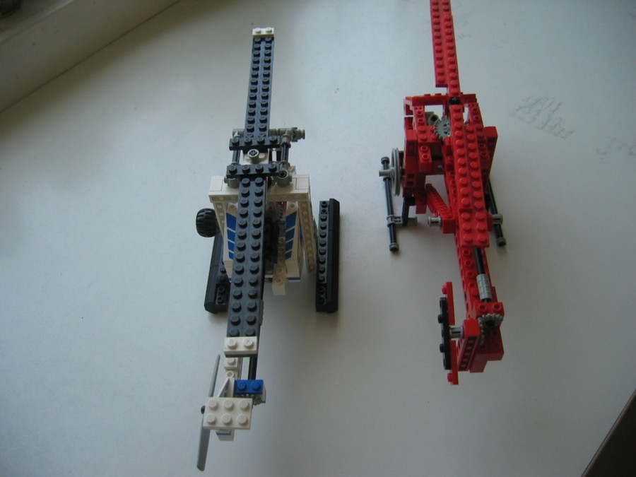 Technic 8824 v 8032 helikopter