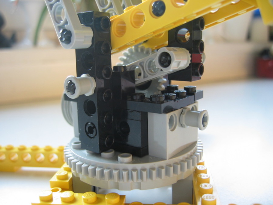 Technic 8074: titkos daru