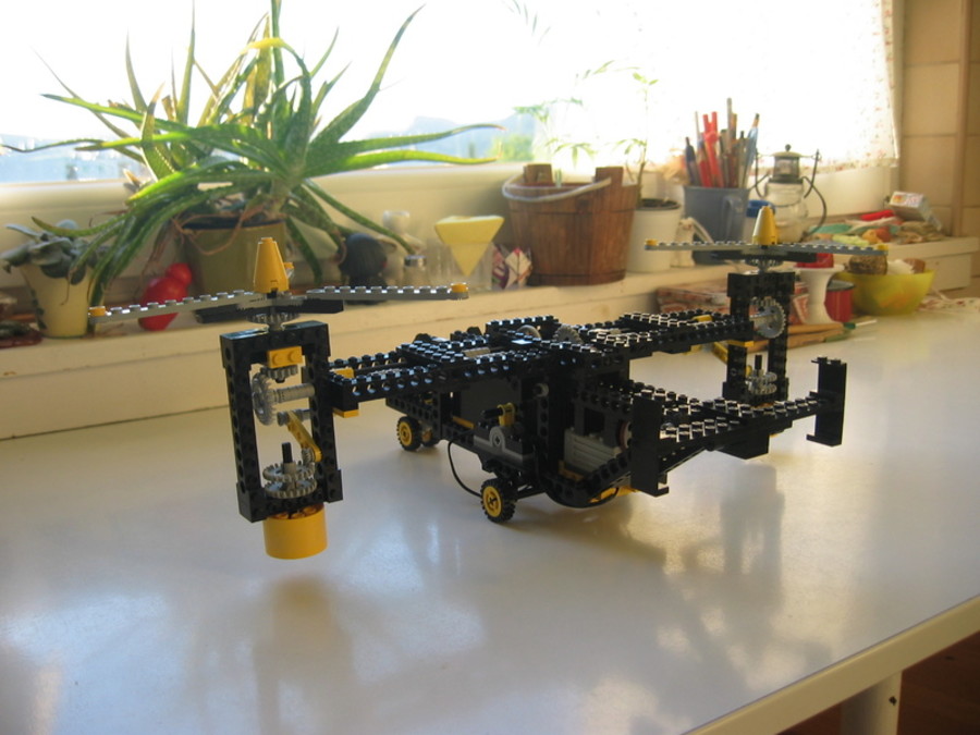 Technic 8082: Bell Boeing V-22 Osprey