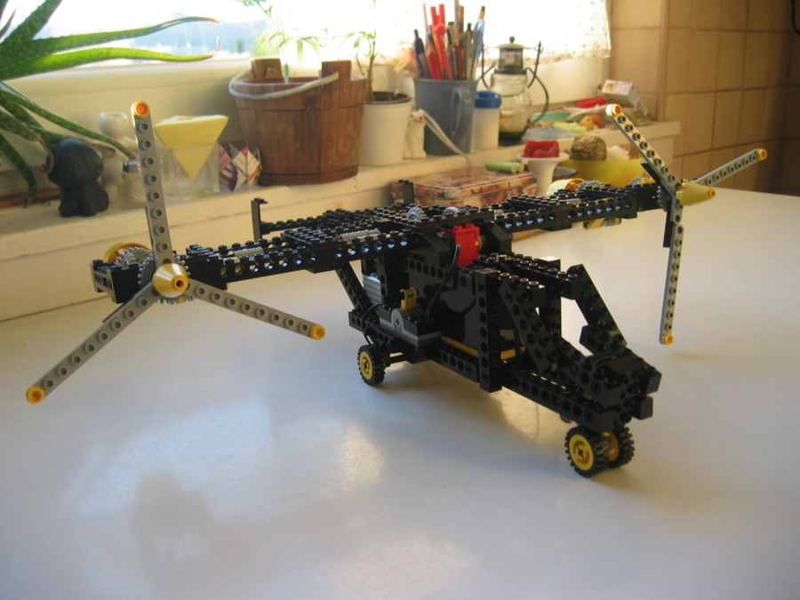 Technic 8082: Bell Boeing V-22 Osprey