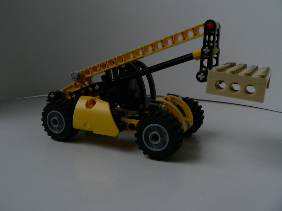 Technic 8045: Mini Telehandler