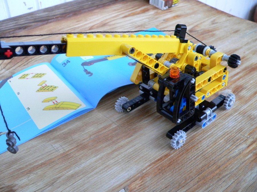Technic 9391: Lánctalpas daru