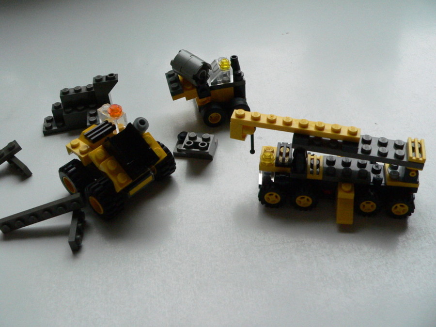 Designer Set 4096: darus építkezés