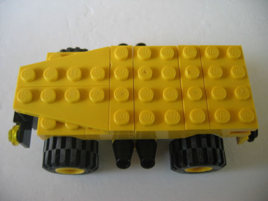 Designer Set 4096: SUV MOC