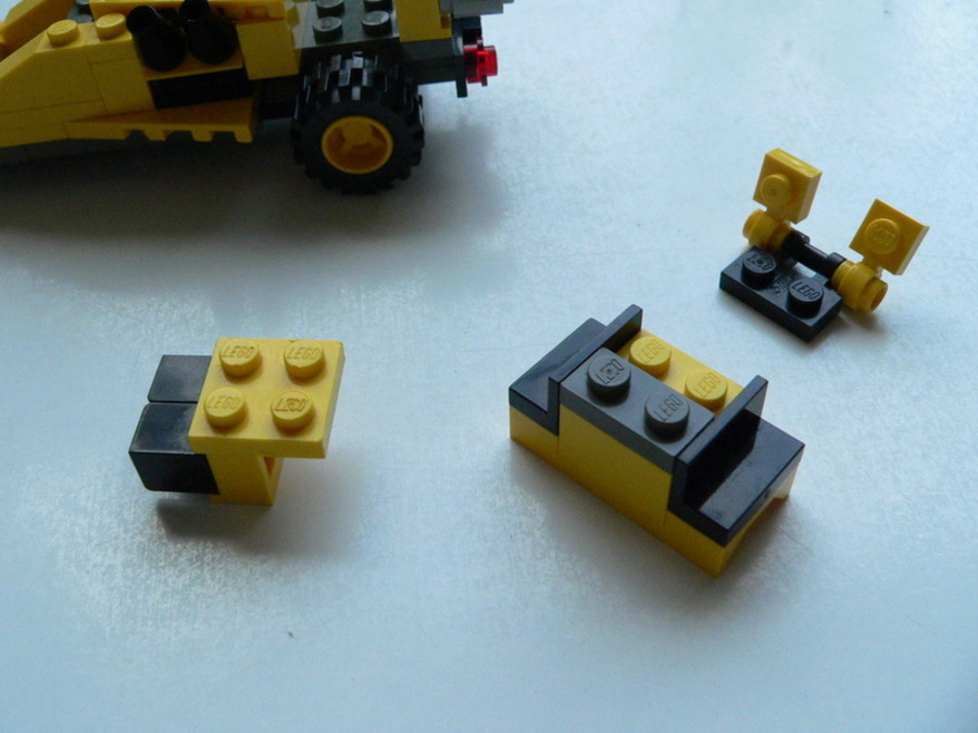 Designer Set 4096: Dragster MOC