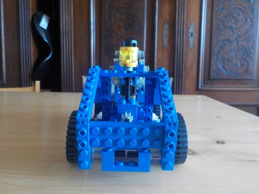 Technic 8042: Cherry Picker