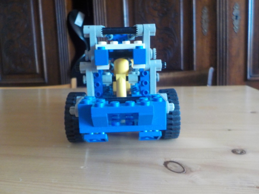 Technic 8042: Cherry Picker