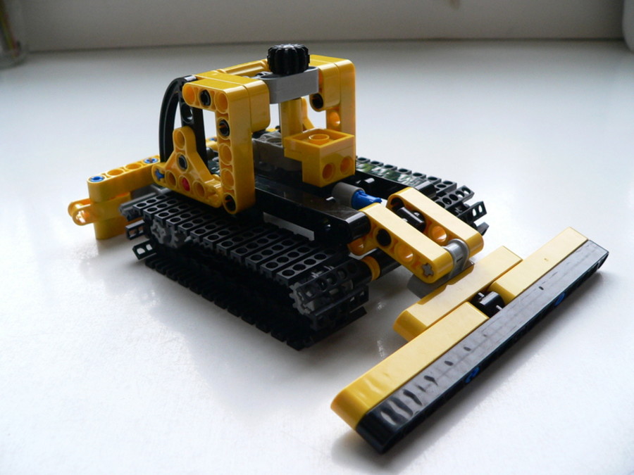 Technic 9391: Ratrak