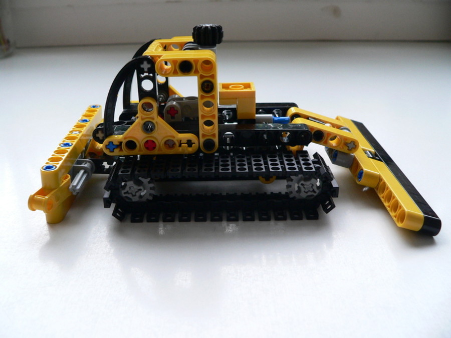 Technic 9391: Ratrak