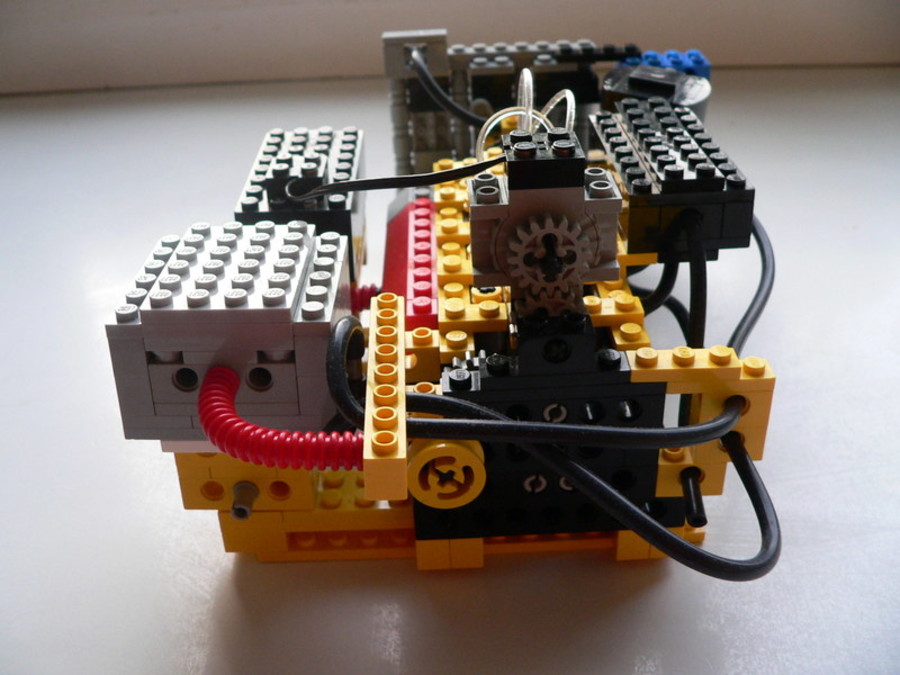 4 hengeres motor