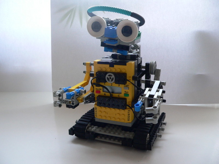 Egyedi Mindstorms RCX 2.0 robot