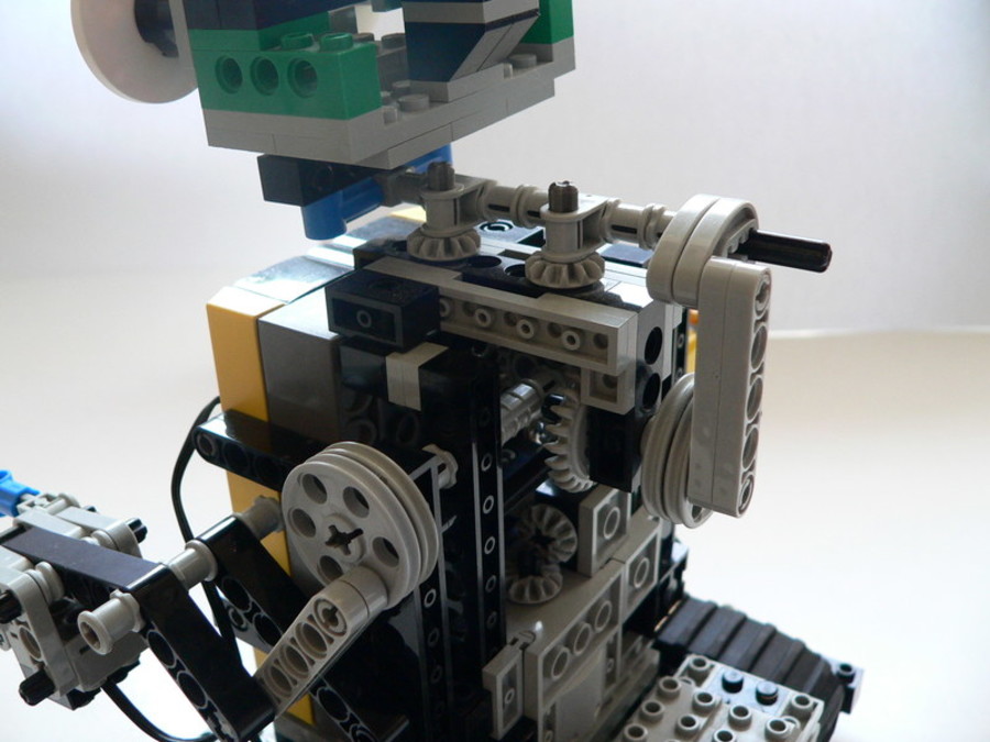 Egyedi Mindstorms RCX 2.0 robot