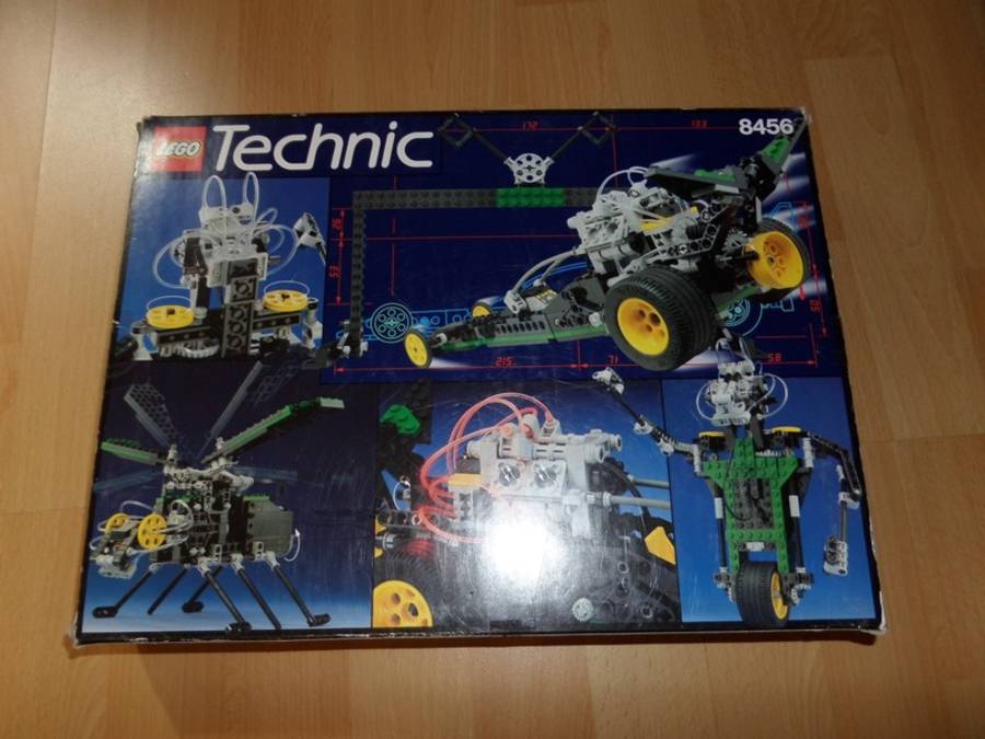 Technic 8456: hidroplane versenyhajó