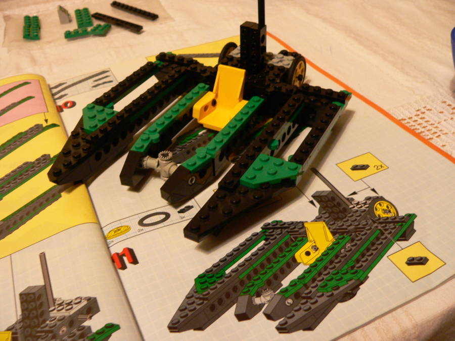 Technic 8456: hidroplane versenyhajó