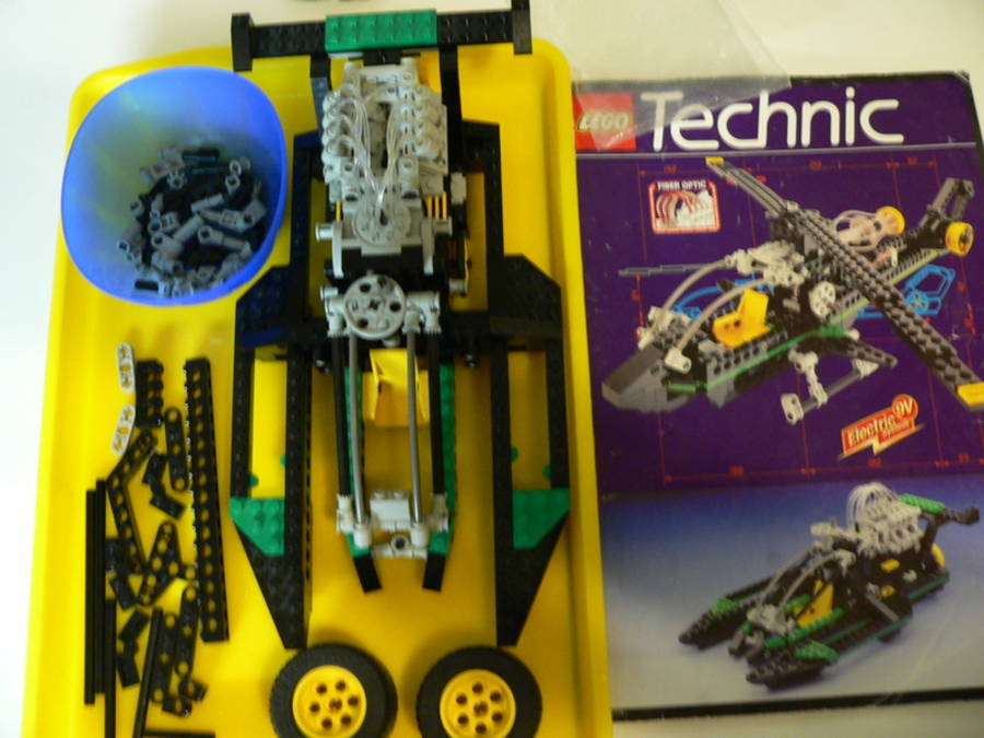 Technic 8456: hidroplane versenyhajó