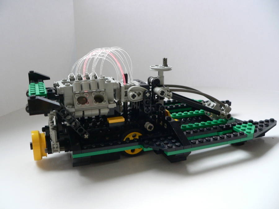 Technic 8456: hidroplane versenyhajó