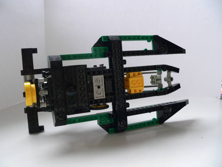 Technic 8456: hidroplane versenyhajó
