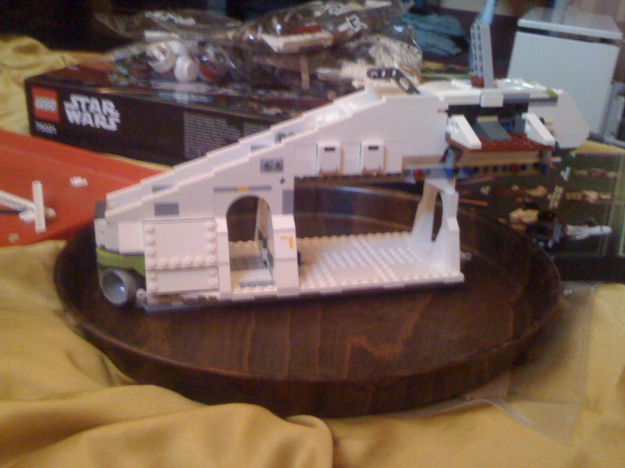 75021 Republic Gunship
