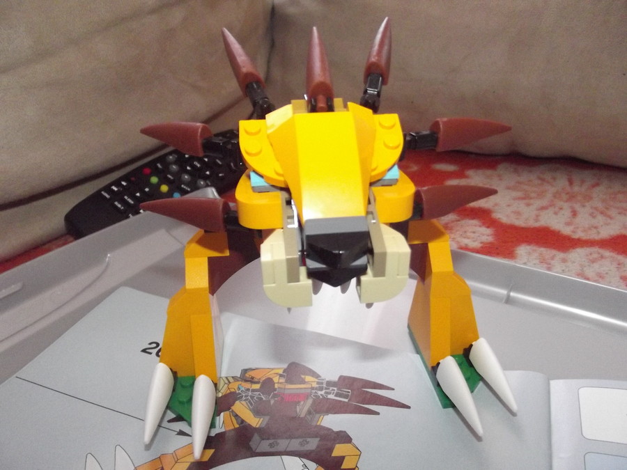 Chima 4, Laval és Cragger speedorz