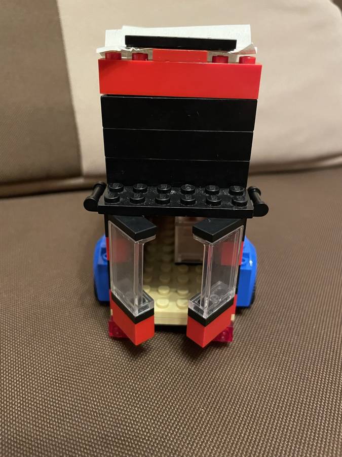 Vászontetős mini lakóautó