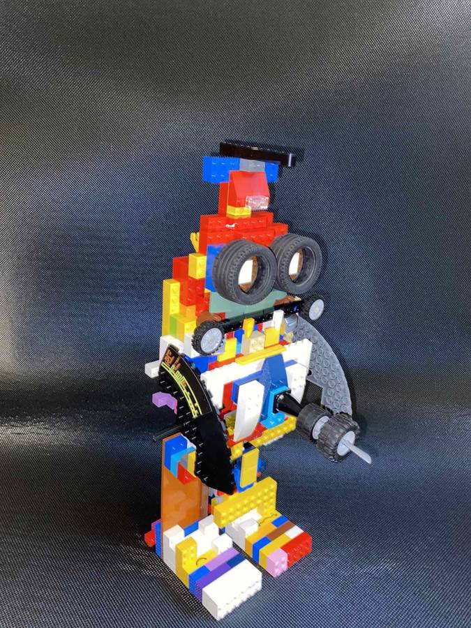 Leon a robot