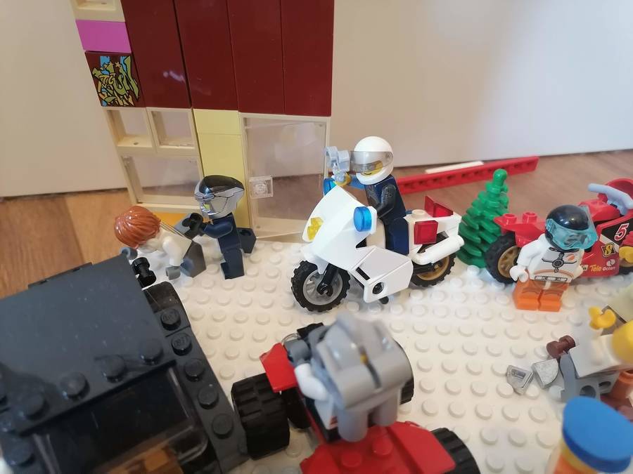 Lego City bűnügyi hírek