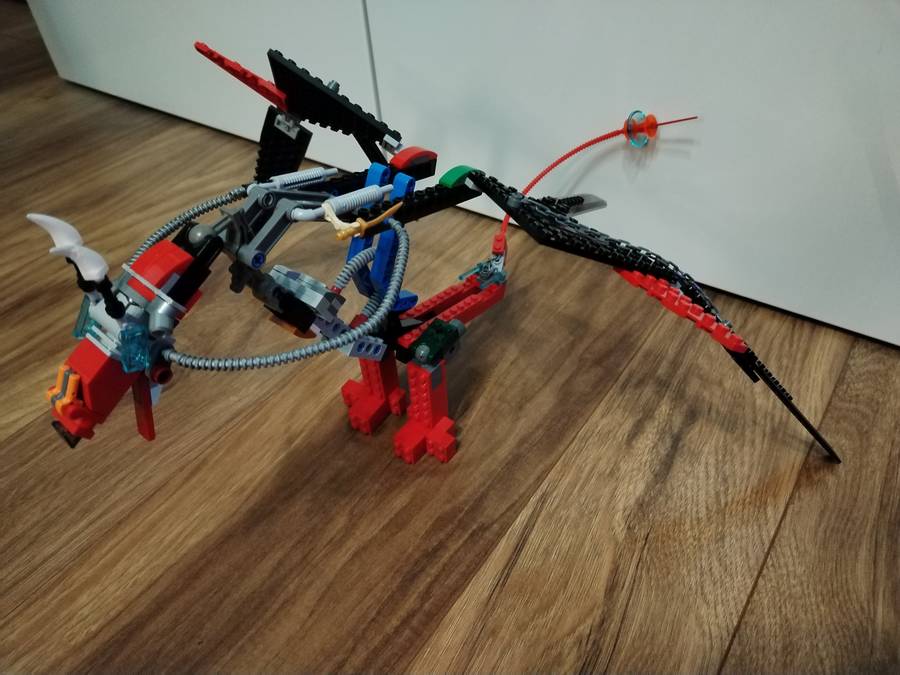 Sárkány korszak 1: Robot sárkány