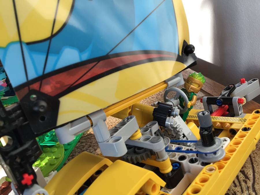 Lego faház kertel
