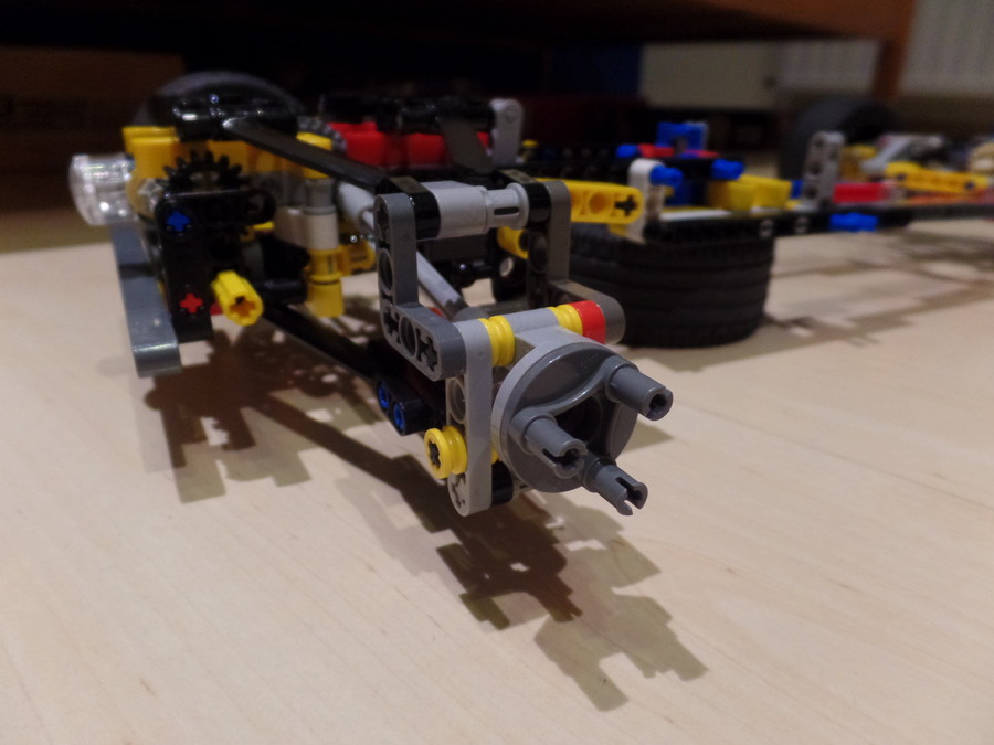 BAC Mono-hátsó futómű