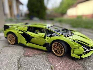 LEGO Technic Lamborghini Sian