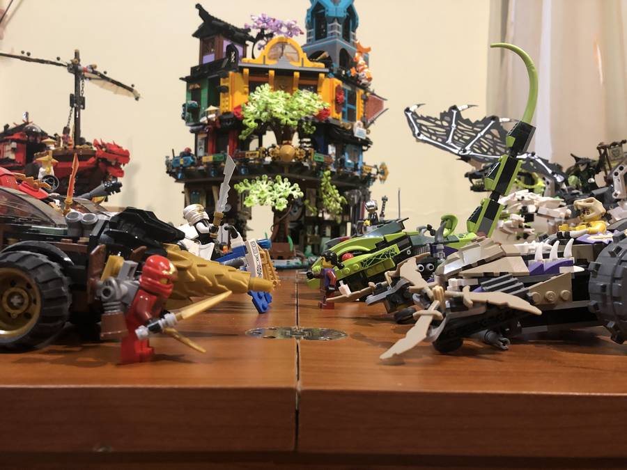 A VÉGSŐ CSATA NINJAGO CITY-ÉRT!