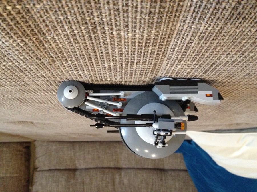 A Corporate Alliance Tank Droid felépítve