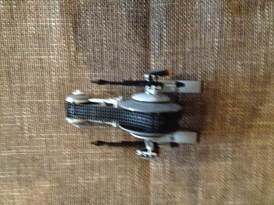A Corporate Alliance Tank Droid felépítve