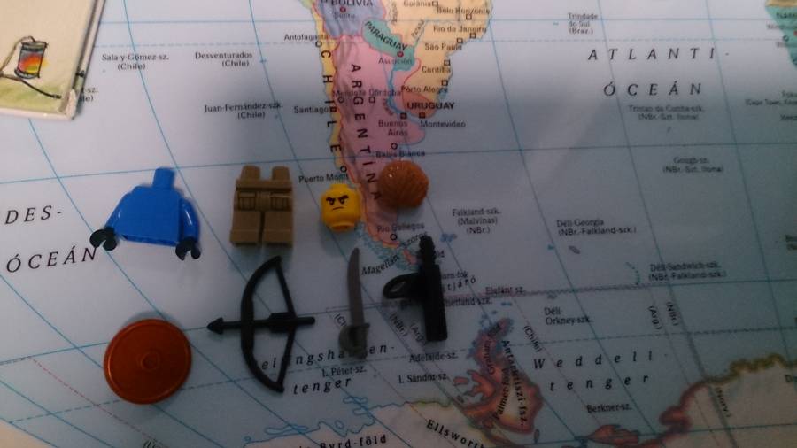 Lego figura épités