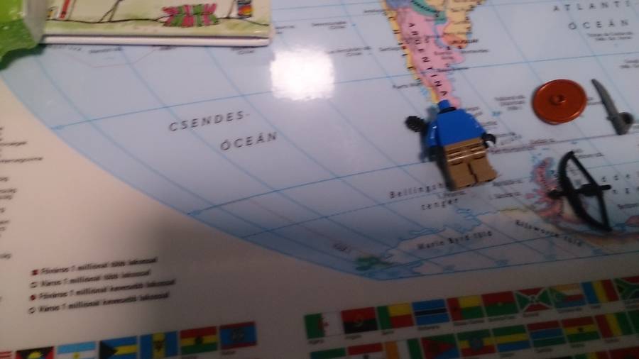 Lego figura épités